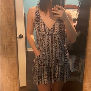 En creme flowy sundress